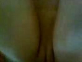 Тийнейджър издухва голям порно на български език член на порно видеоклипове от собственика на заложна къща